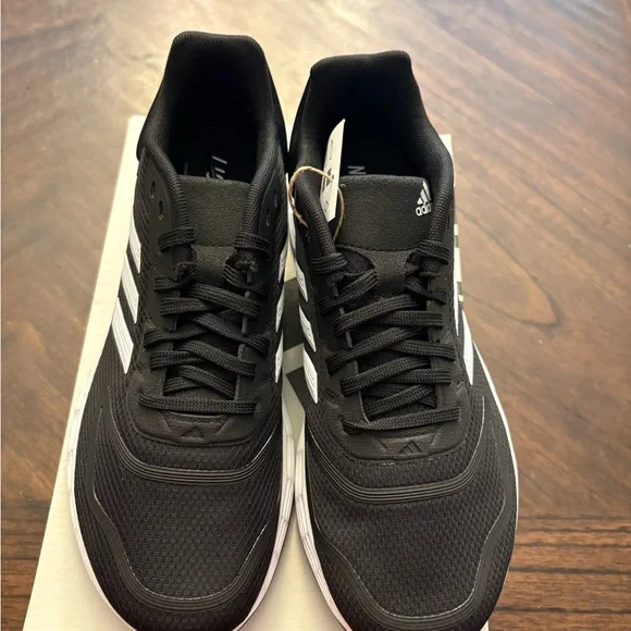 adidas | Shoes | Nwt Adidas Kids Unisex Black Running Shoes Course A Pied Size  5 | Poshmark